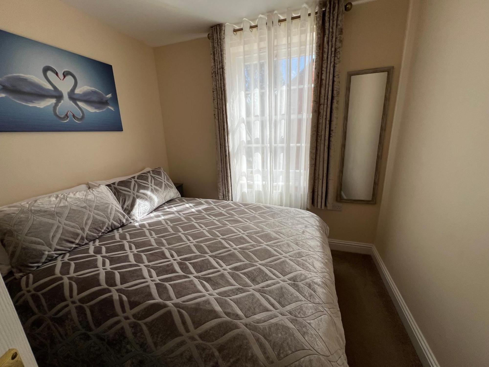 Glastonbury High Street Sanctuary- 2 Bd, Sleeps 4 Exterior photo